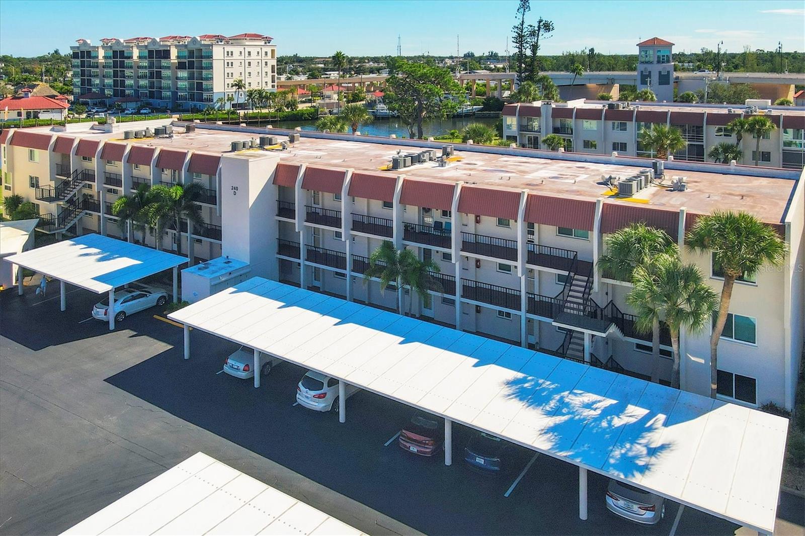BELLA COSTA II - Residential