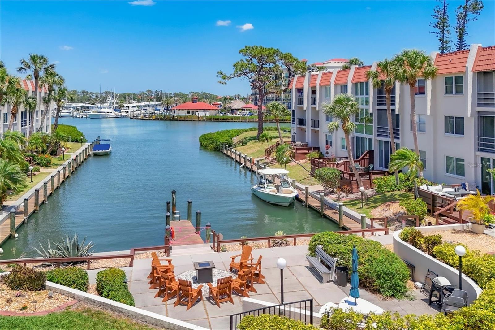 BELLA COSTA II - Residential