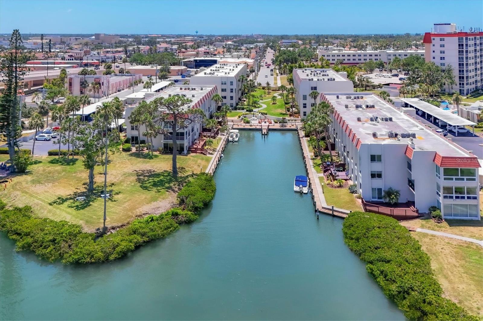 BELLA COSTA II - Residential