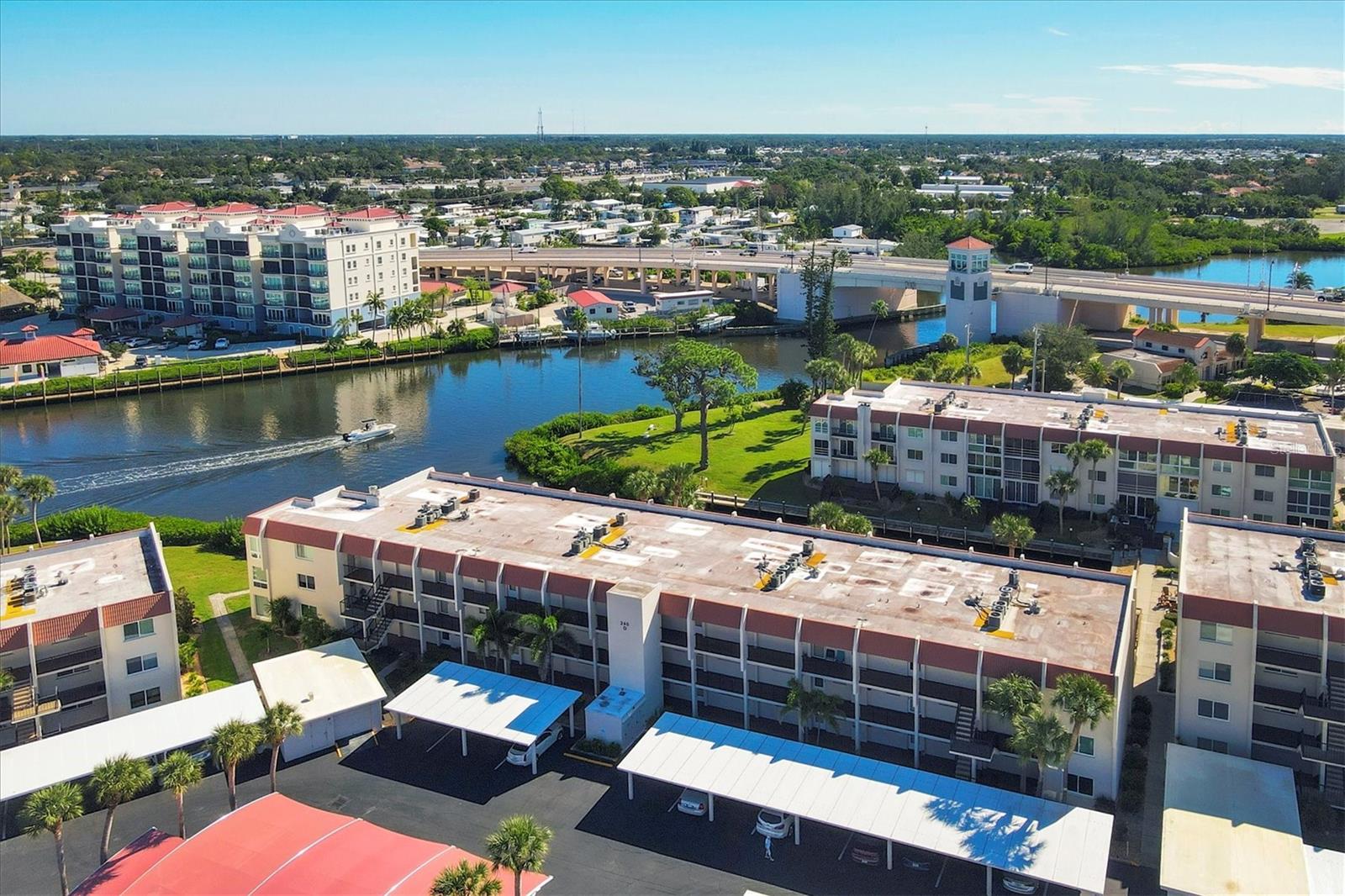 BELLA COSTA II - Residential