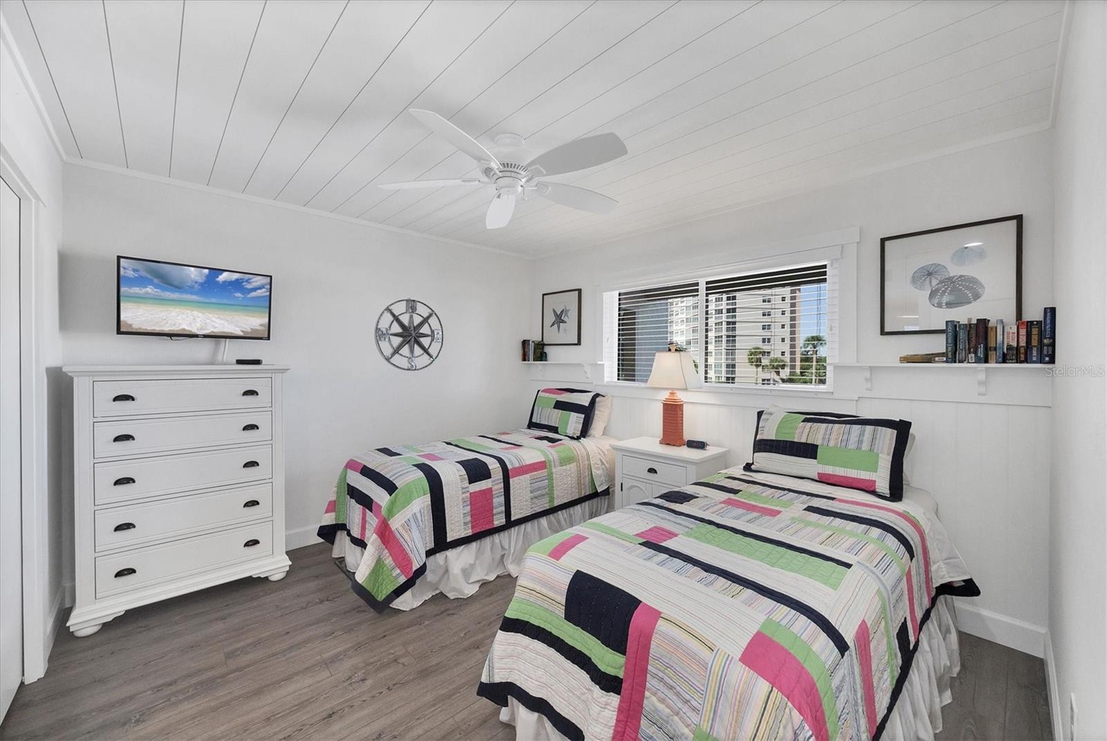 BELLA COSTA II - Residential