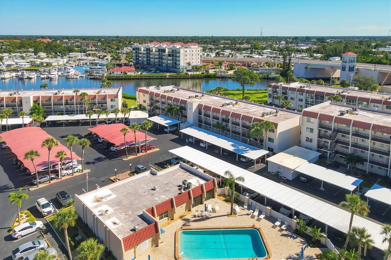 BELLA COSTA II - Residential