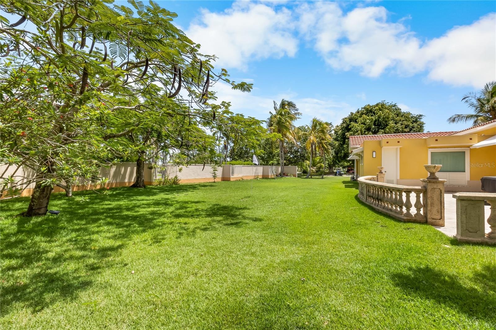 Casas a venda 4 - Jen Dantas 1 EAGLE ST