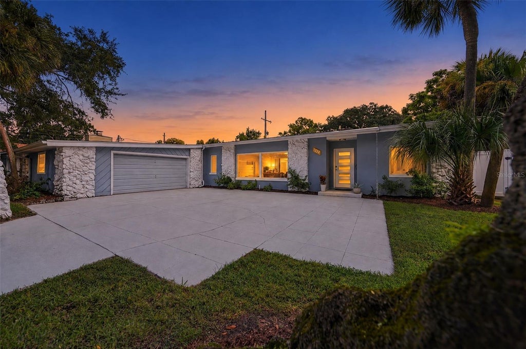 Photo of 1221 Silverstone Avenue, Orlando, FL 32806 (MLS # O6449567)