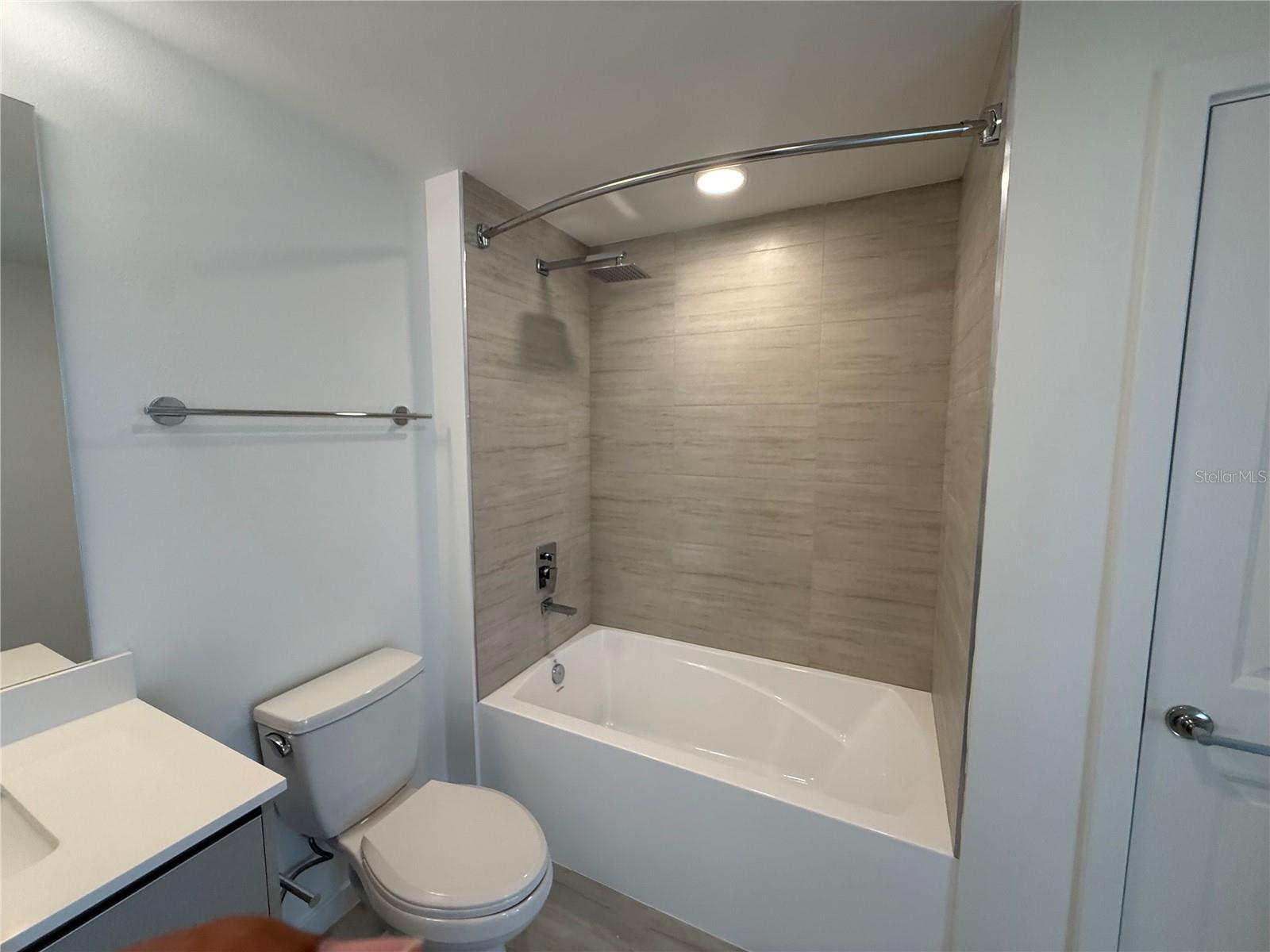 MILLENIA PARK CONDOMINIUM - Residential Lease