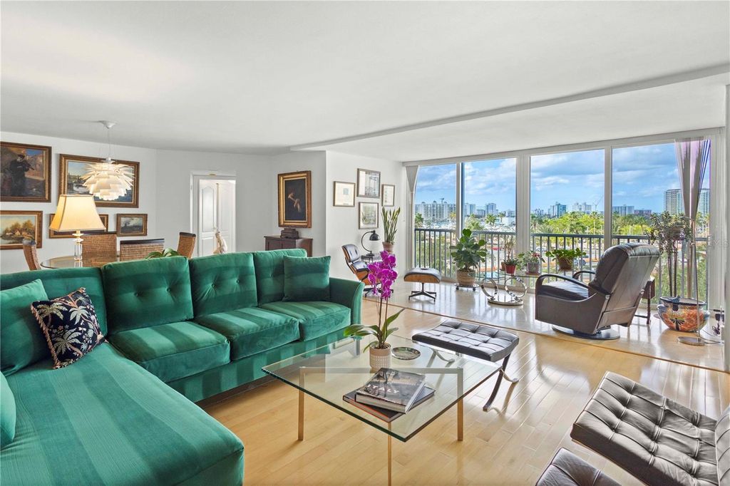 Photo of 435 S Gulfstream Avenue #604, Sarasota, FL 34236 (MLS # A4634707)