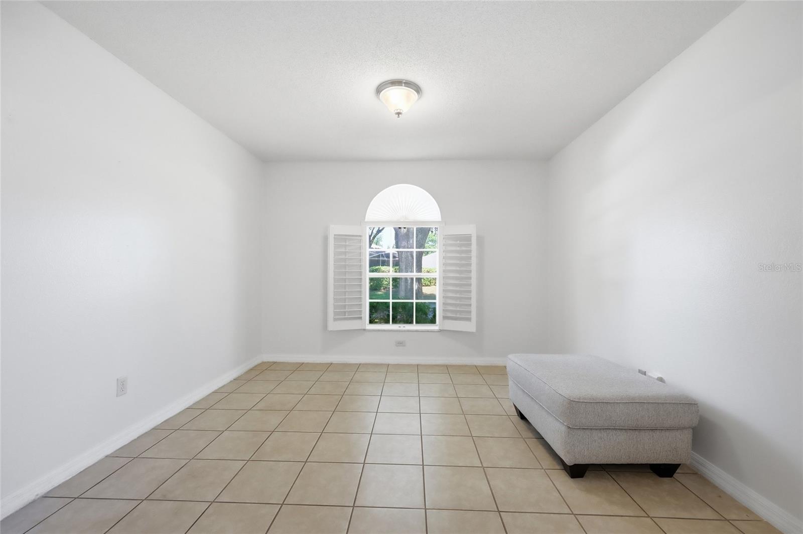 KINGS RIDGE - Residential