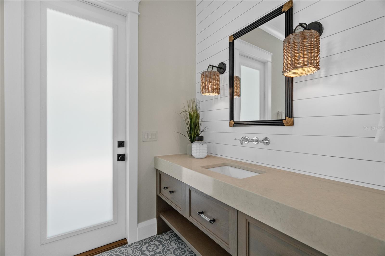 NELRAY SUB - Residential