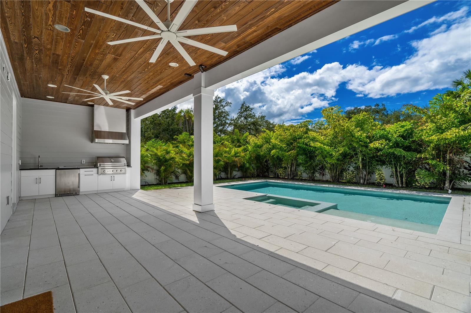 NELRAY SUB - Residential