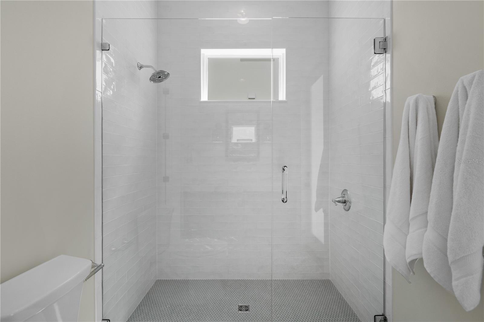 NELRAY SUB - Residential