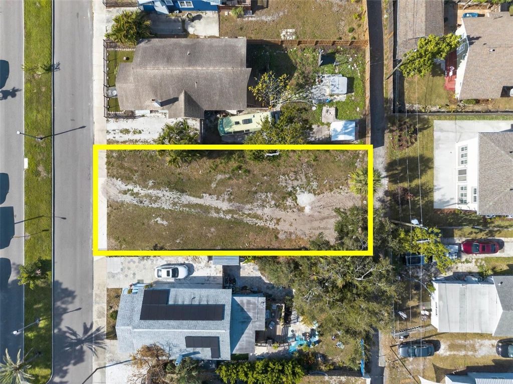 Photo of 1107 9th Avenue S, St Petersburg, FL 33705 (MLS # TB8461460)
