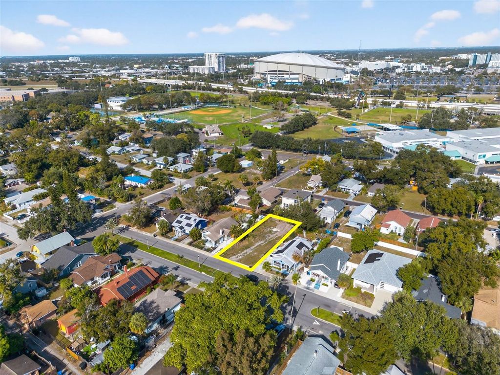 Photo of 1107 9th Avenue S, St Petersburg, FL 33705 (MLS # TB8461460)