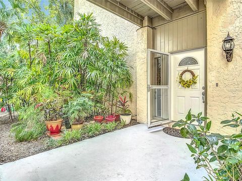 Photo of 102 Tomoka Trail #102, Longwood, FL 32779 (MLS # O6281897)