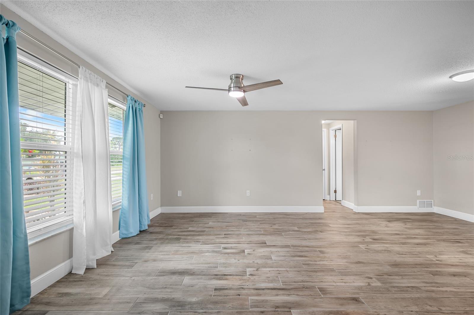 1132 PIEDMONT ROAD, VENICE, FL, 34293 3 1132 PIEDMONT ROAD