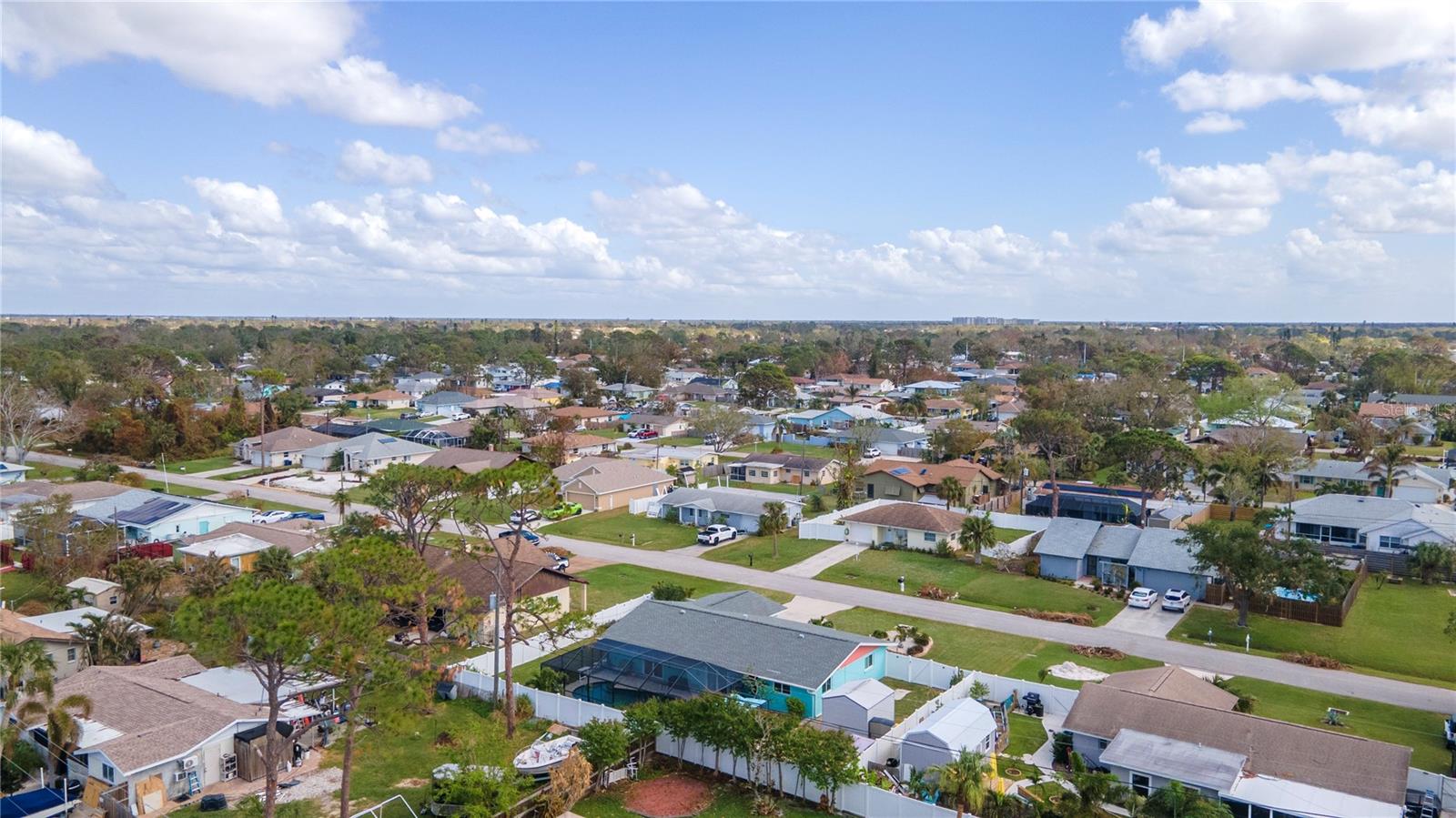 SOUTH VENICE - Residential