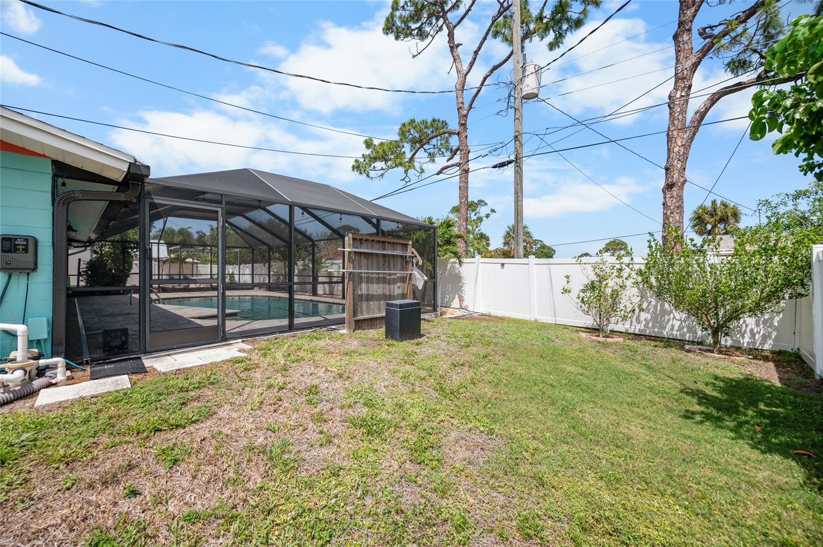 SOUTH VENICE - Residential