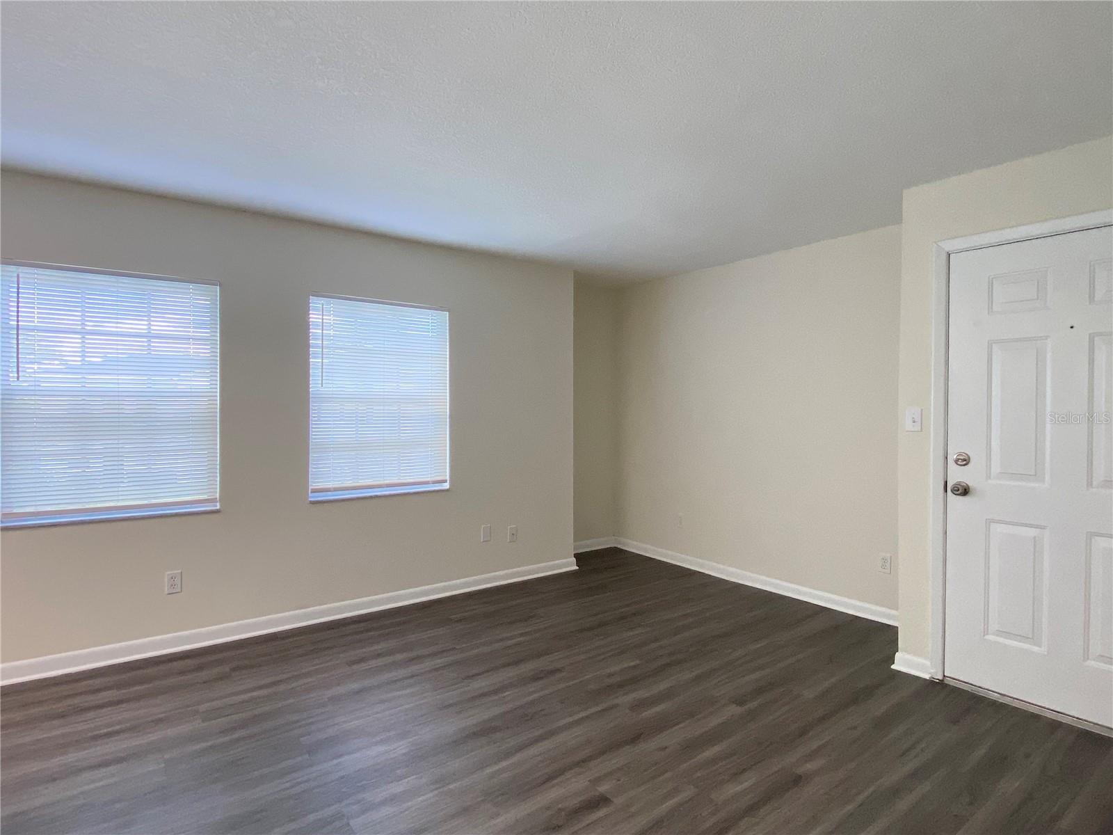 FAIRVIEW SHORES - Residential Lease
