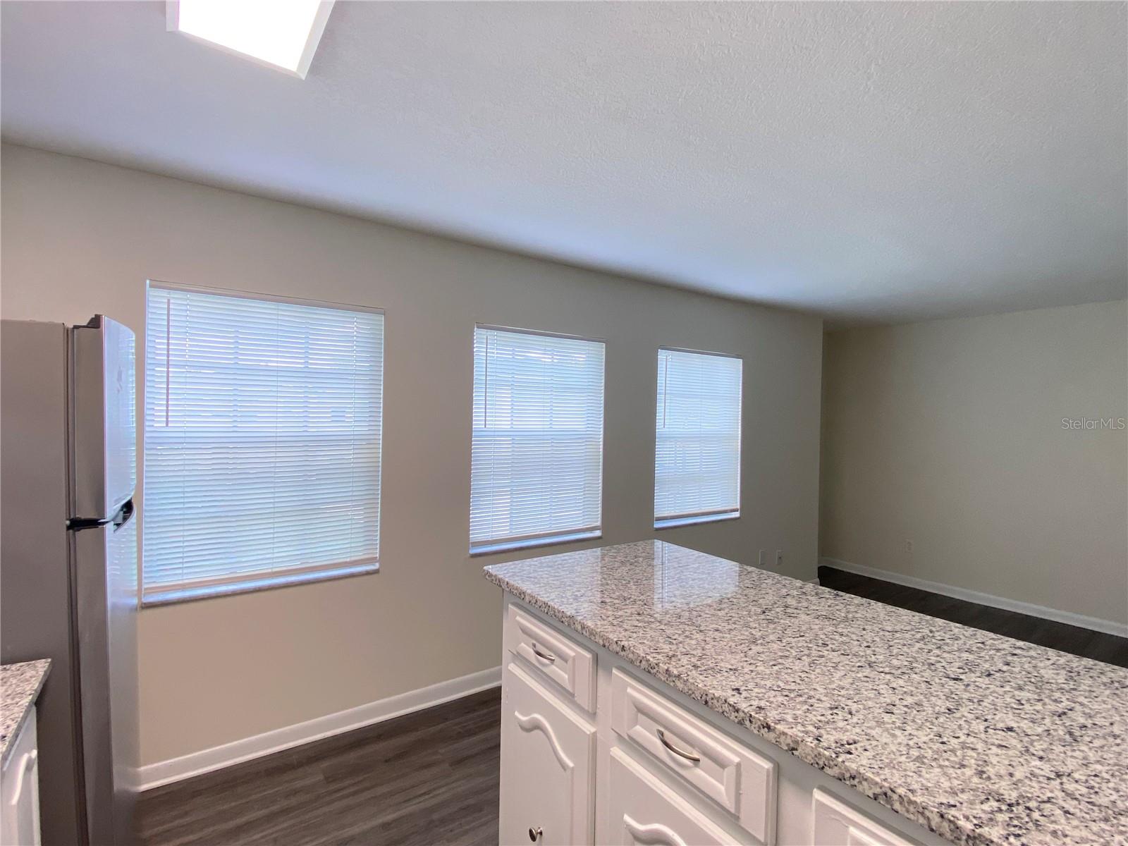 FAIRVIEW SHORES - Residential Lease