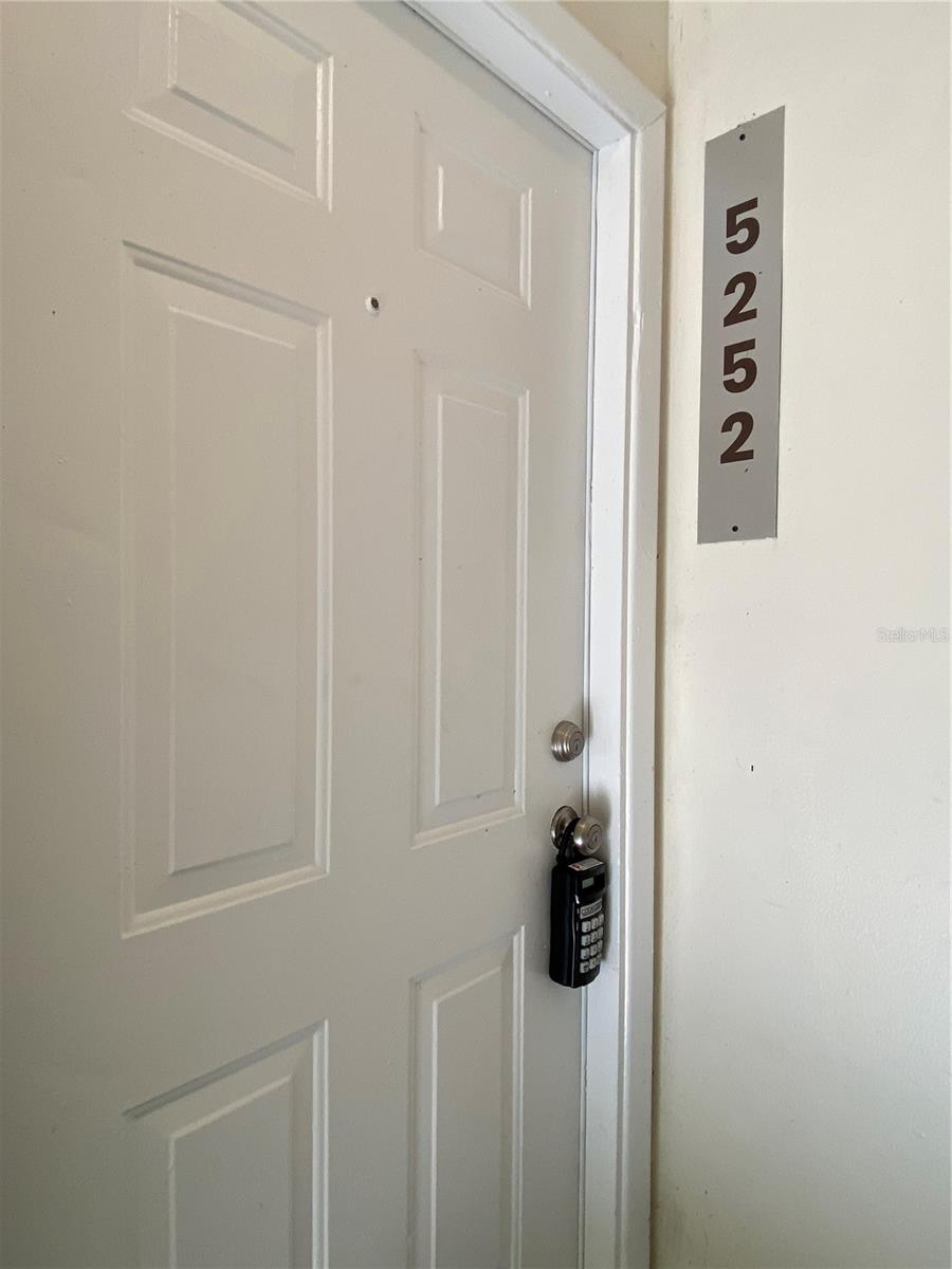 FAIRVIEW SHORES - Residential Lease