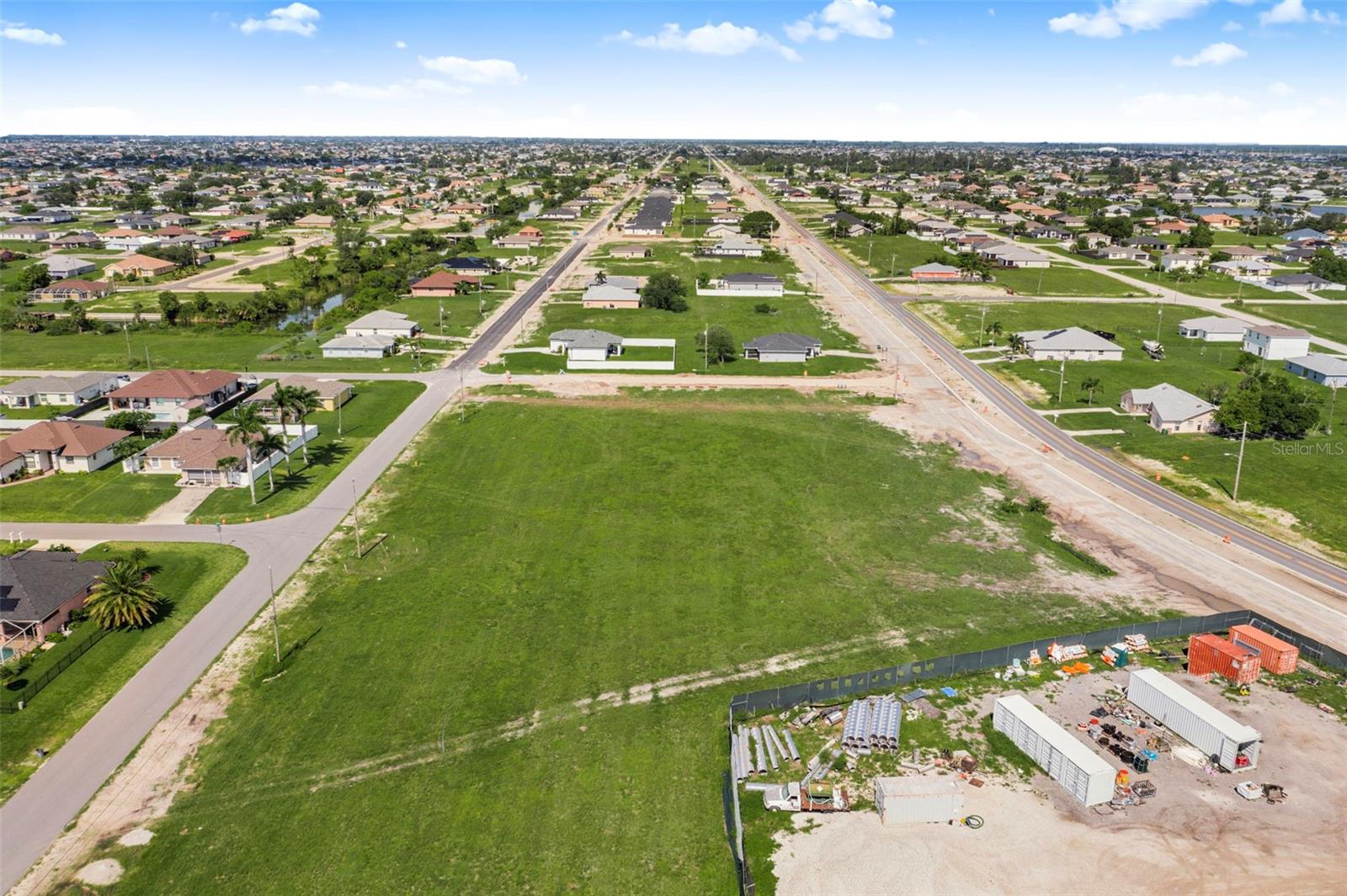 CAPE CORAL - Land