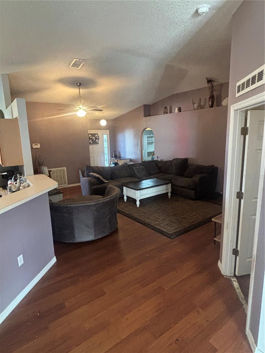 SILVER SPGS SHORES UN 24 - Residential