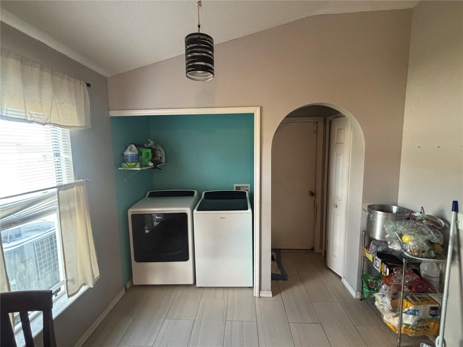 SILVER SPGS SHORES UN 24 - Residential