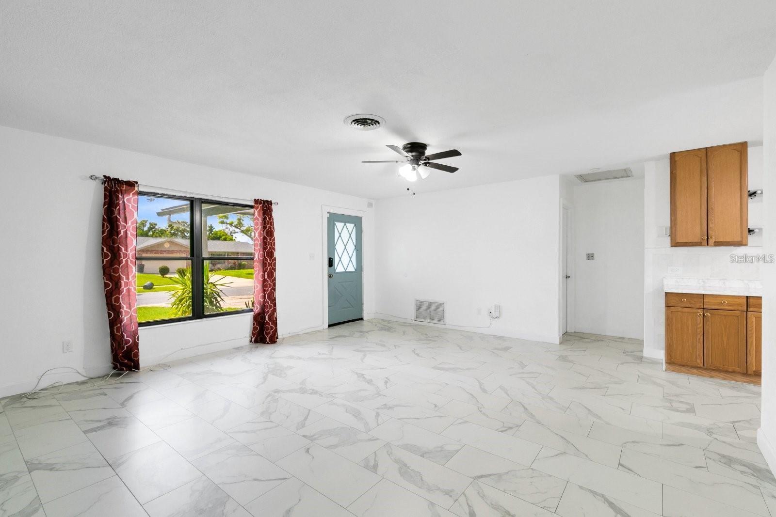 PARK MANOR ESTATES - Residential Lease