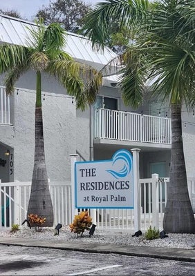 701 1ST ST APT 2, INDIAN ROCKS BEACH, FL 33785 - Image d36a4fbb5cdca9cc3a346a16c6ef2a6e/339968952