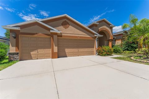Photo of 2637 Yukon Cliff Drive, Ruskin, FL 33570 (MLS # TB8386017)