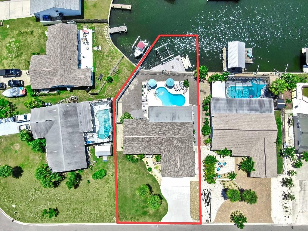 Photo of 1004 Sago Palm Way, Apollo Beach, FL 33572 (MLS # TB8415811)