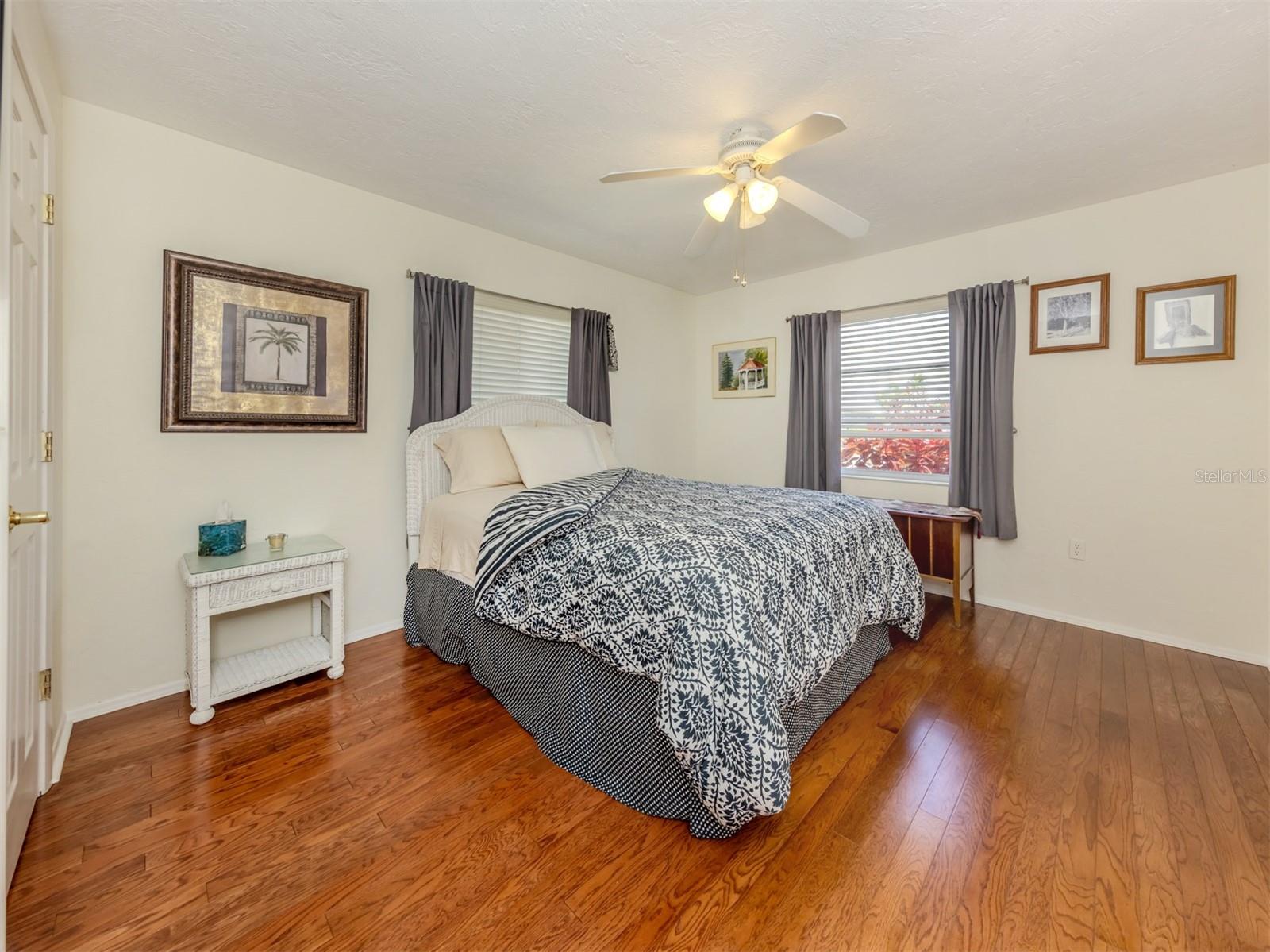 VENICE GARDENS UNIT 34 SEC 2 - Residential