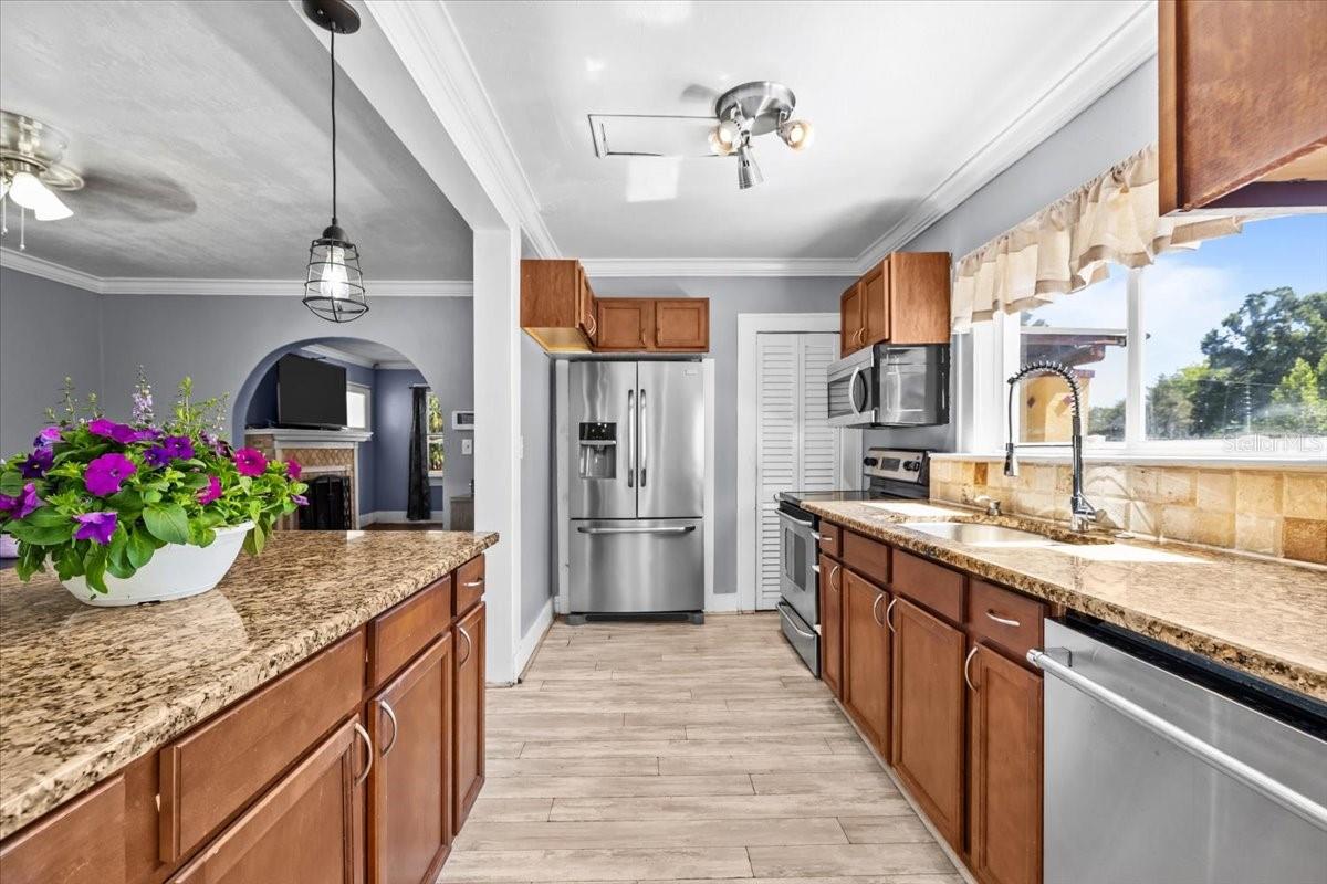 FOREST HILLS SUB - Residential