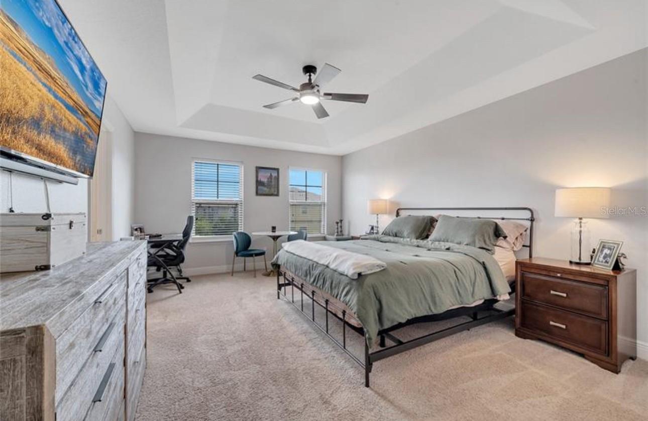 RAVINIA/EAST PARK - Residential Lease