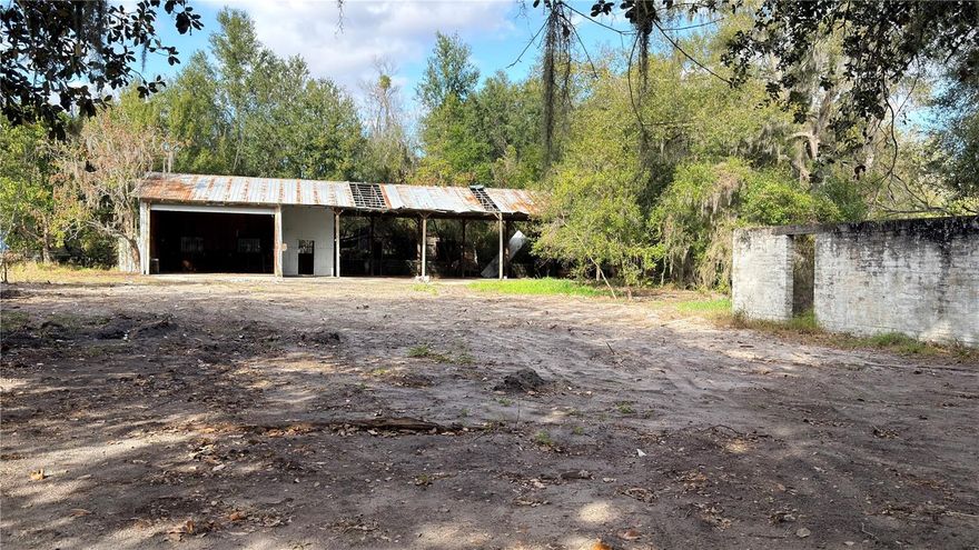 Excellent business opportunity located in a county opportunity zone with tax incentives. 0.77 acre lot with lots of potential to grow a  business.