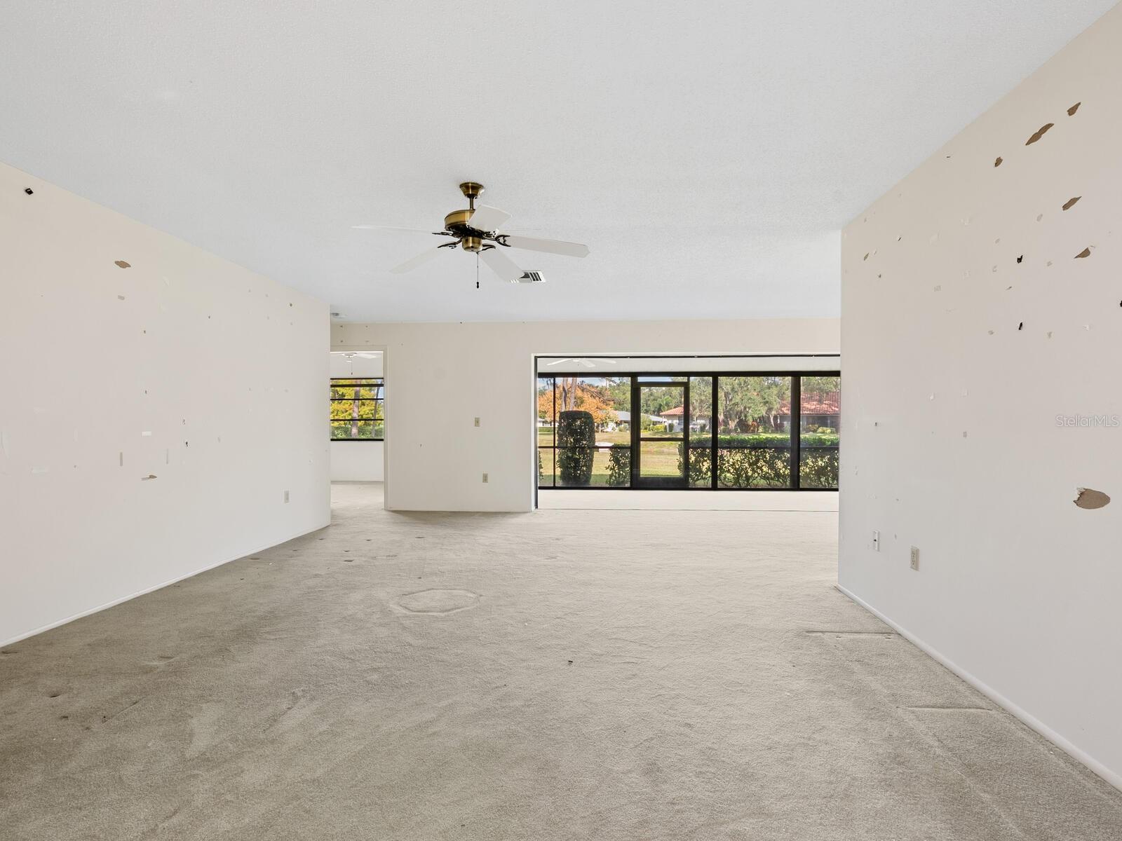 GOLF POINTE AT PALM-AIRE CC SEC 1 PH C - Residential