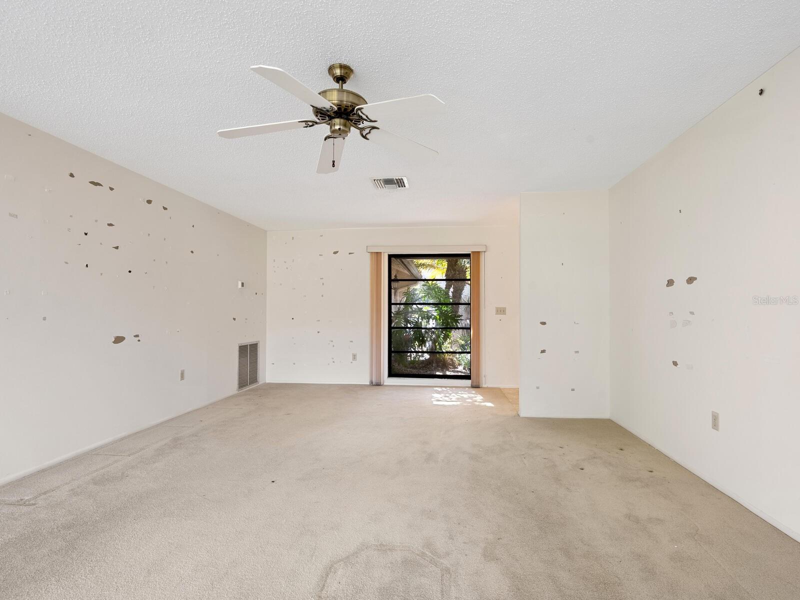 GOLF POINTE AT PALM-AIRE CC SEC 1 PH C - Residential