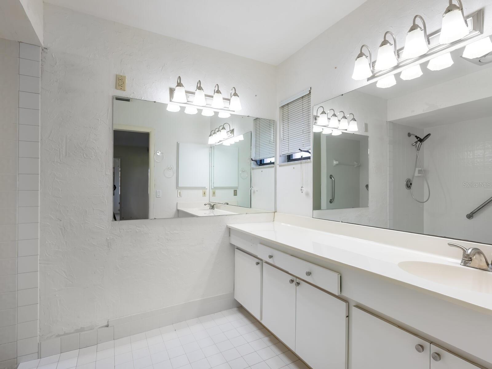 GOLF POINTE AT PALM-AIRE CC SEC 1 PH C - Residential