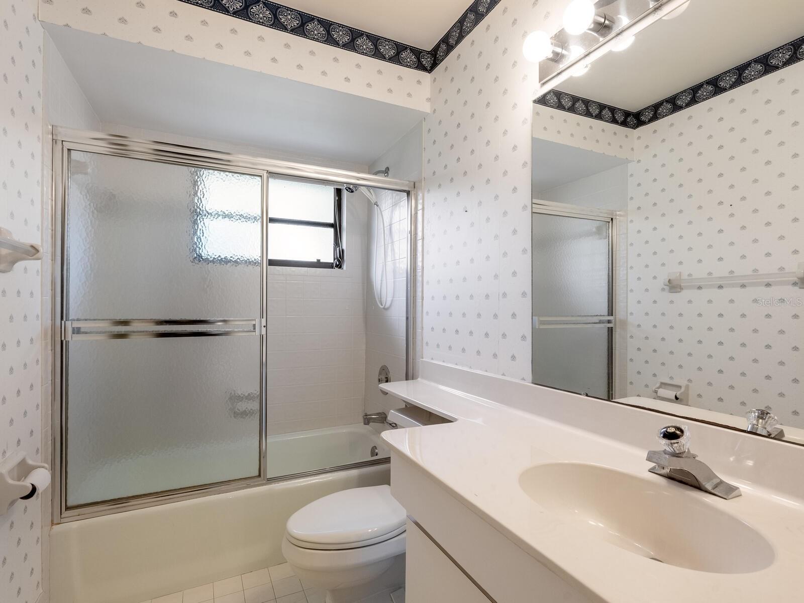 GOLF POINTE AT PALM-AIRE CC SEC 1 PH C - Residential