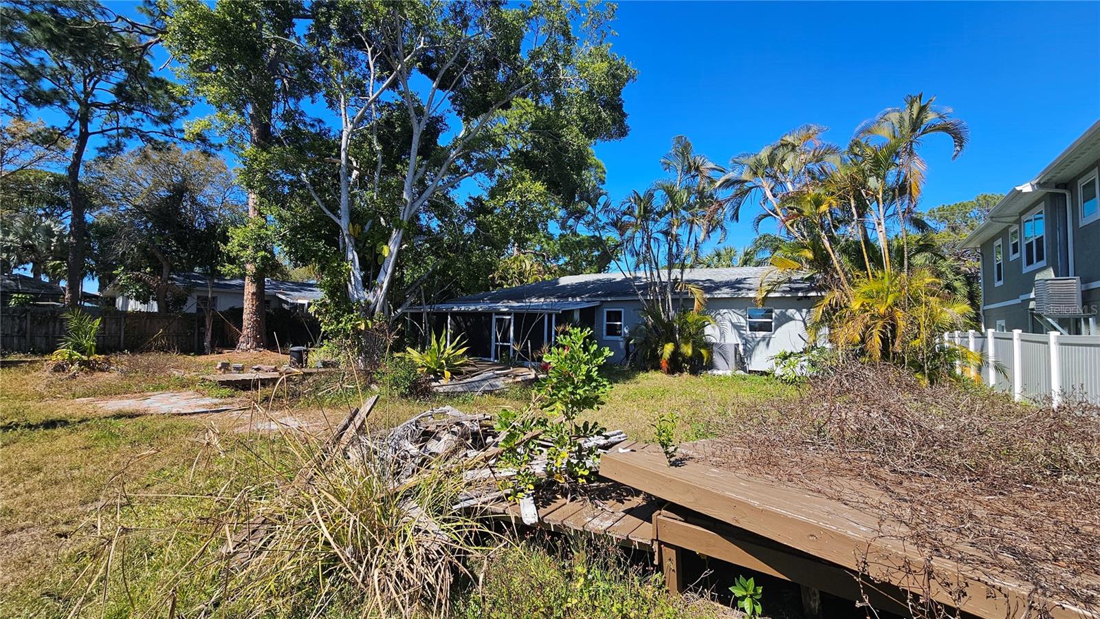 HARCOURT - Residential