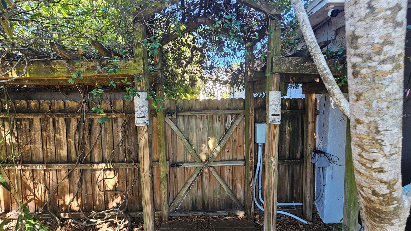 HARCOURT - Residential