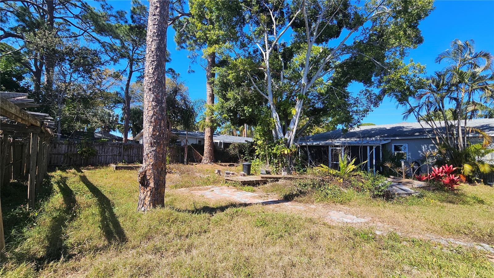 HARCOURT - Residential