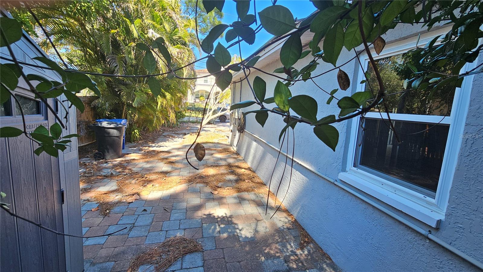 HARCOURT - Residential