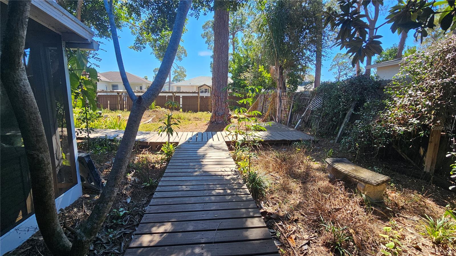 HARCOURT - Residential