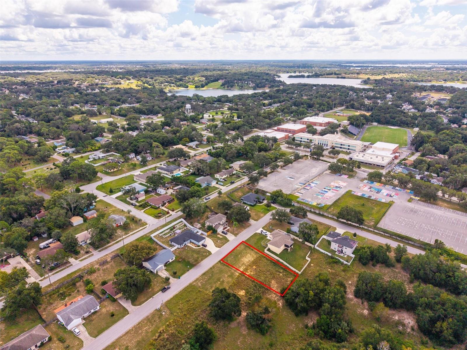 EUSTIS LAKE DOT ESTATES SUB - Land