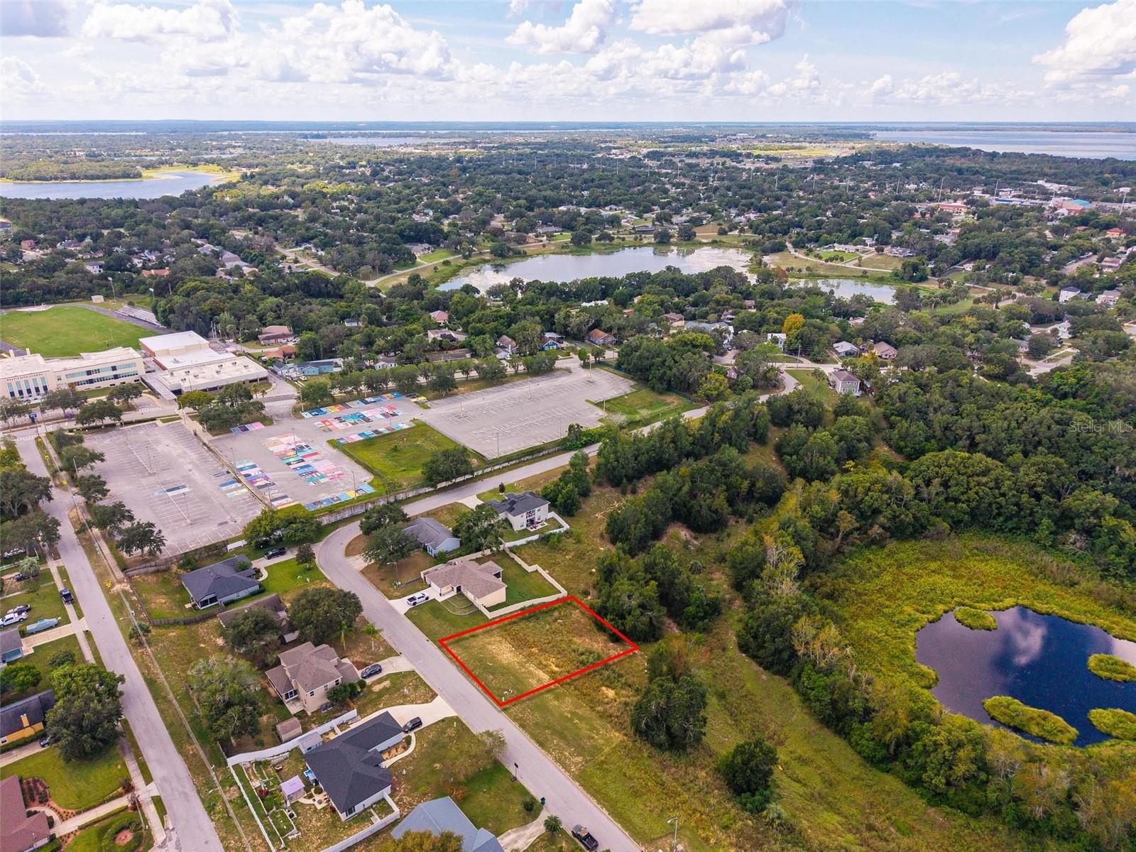 EUSTIS LAKE DOT ESTATES SUB - Land