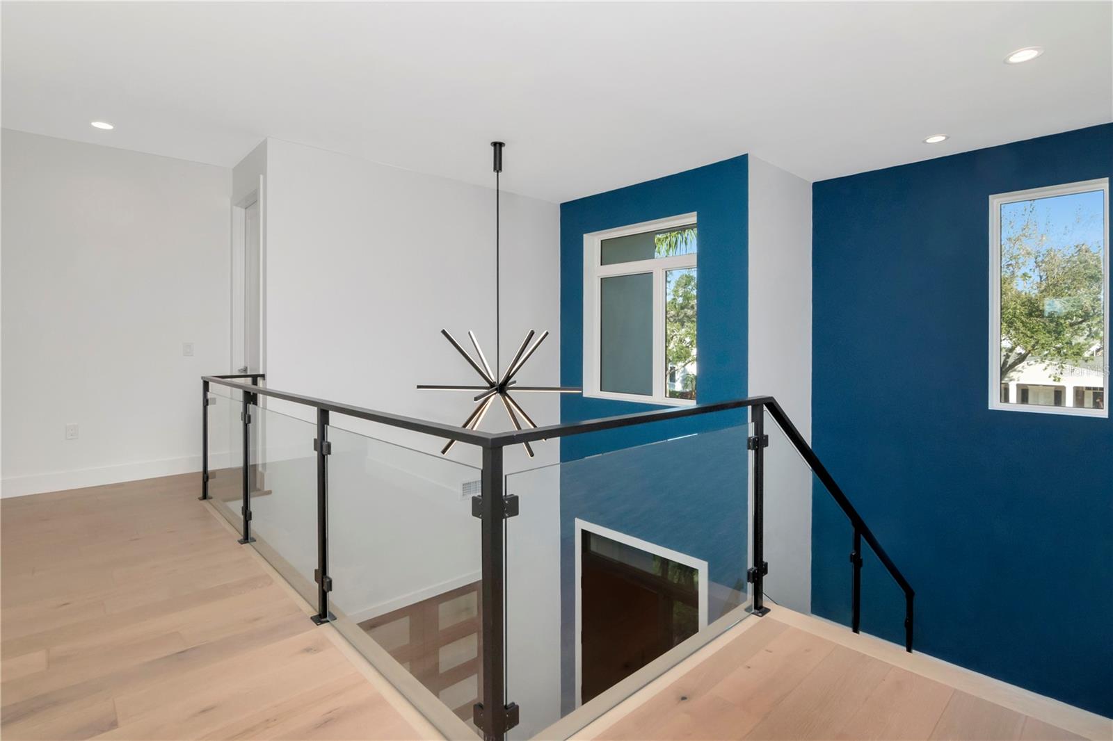 SUNSET PARK - Residential