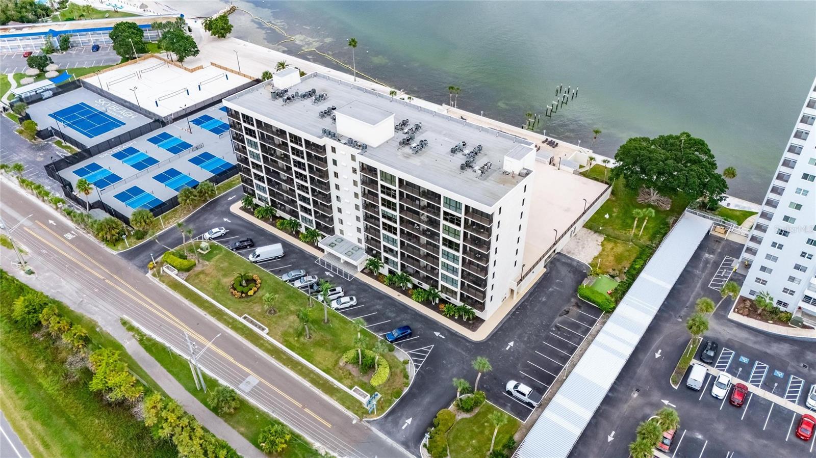 BRIDGETON NORTH CONDO - Residential Lease