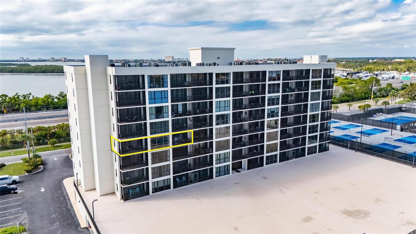 BRIDGETON NORTH CONDO - Residential Lease