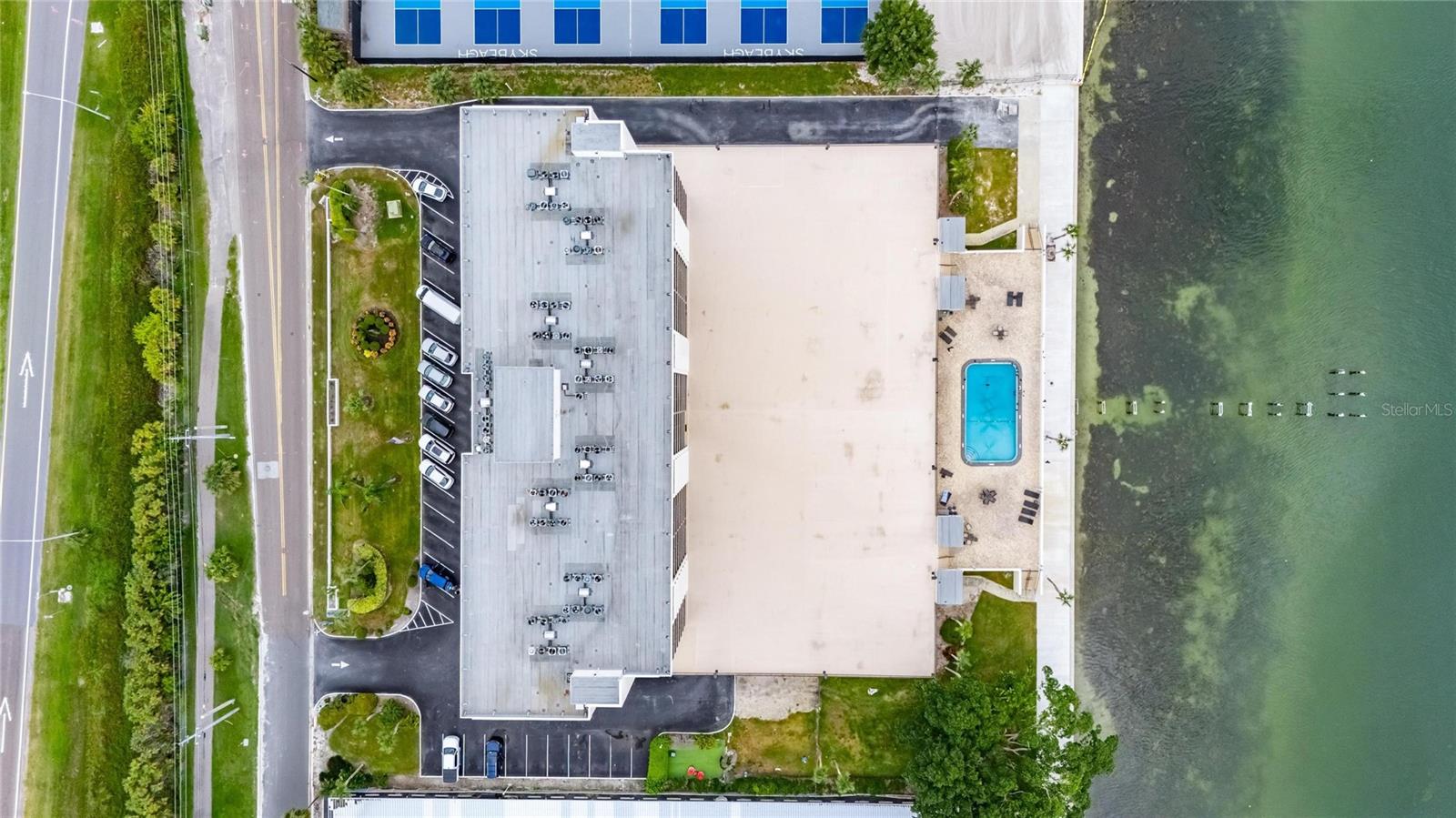 BRIDGETON NORTH CONDO - Residential Lease