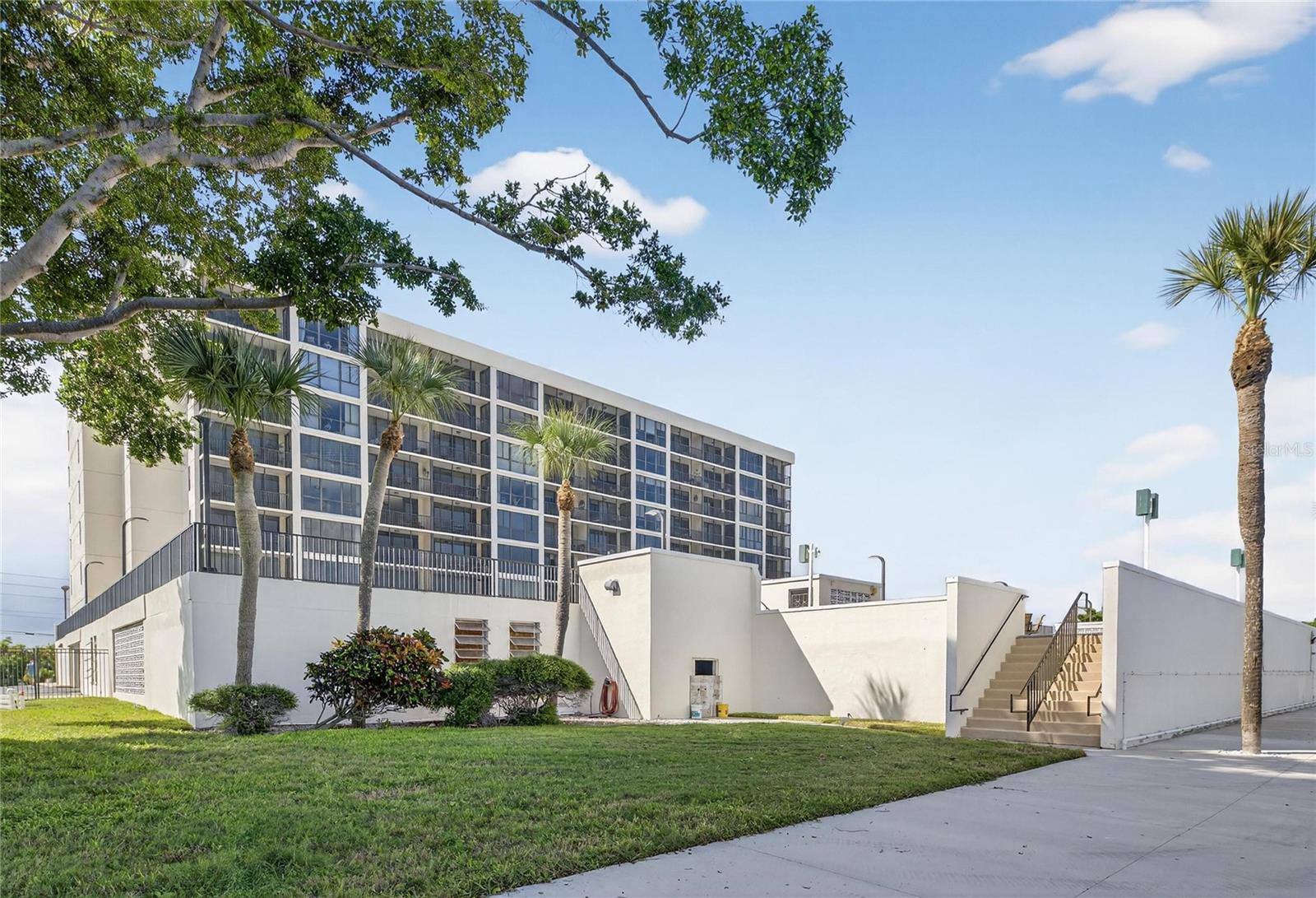 BRIDGETON NORTH CONDO - Residential Lease